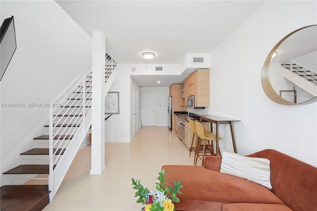 60 SW 13th St 4414, Miami, FL 33130