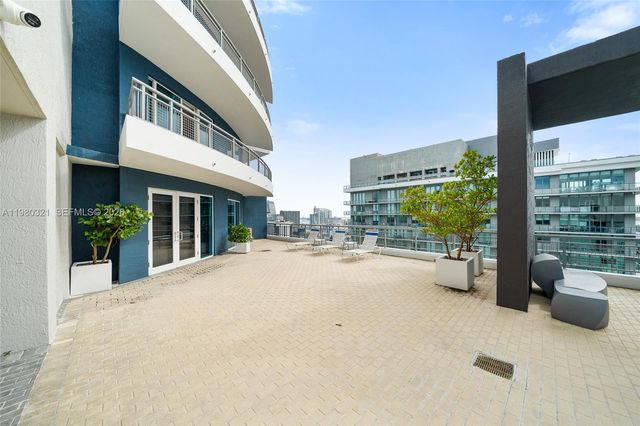 60 SW 13th St 4414, Miami, FL 33130