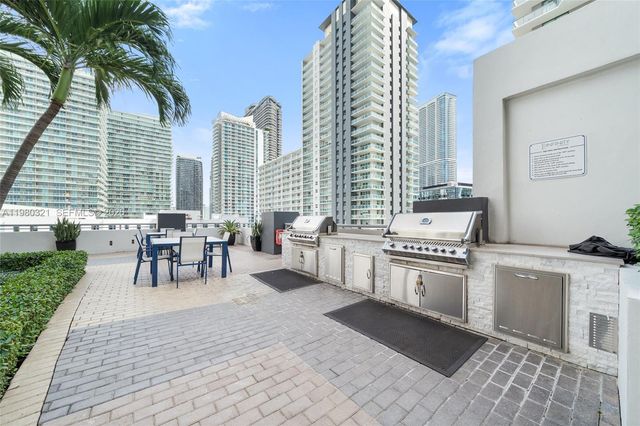 60 SW 13th St 4414, Miami, FL 33130