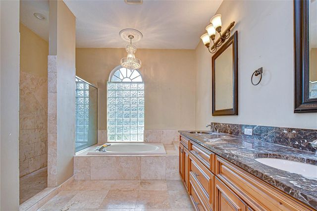 3373 CRESCENT OAKS BOULEVARD, Tarpon Springs, FL 34688
