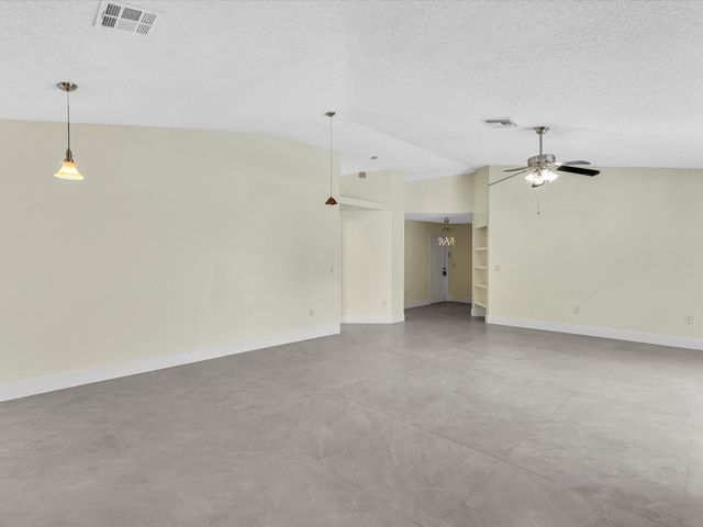 13400 NW 5th Ct, Plantation, FL 33325