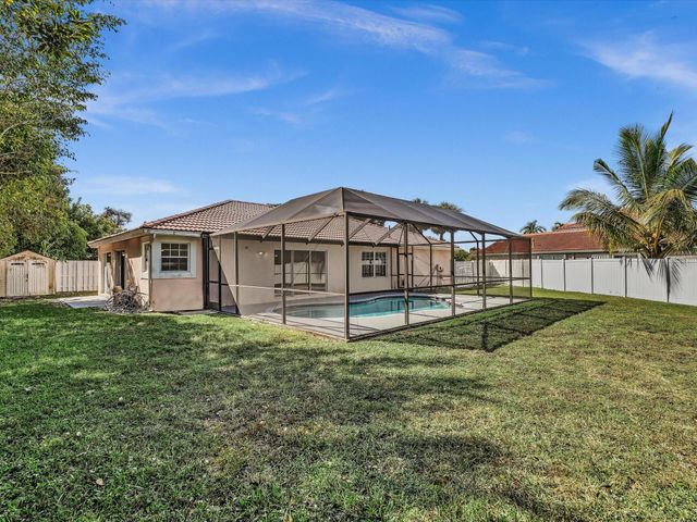 13400 NW 5th Ct, Plantation, FL 33325