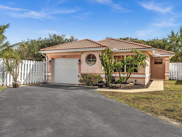 13400 NW 5th Ct, Plantation, FL 33325