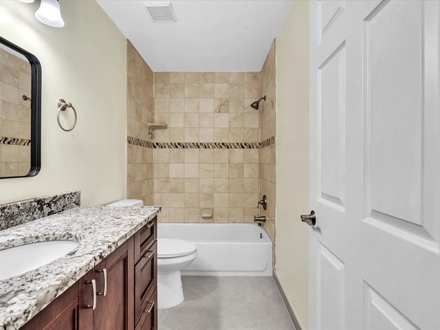 13400 NW 5th Ct, Plantation, FL 33325