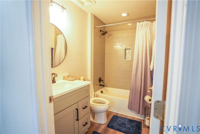 3133 Barnack Rd, Chesterfield, VA 23112