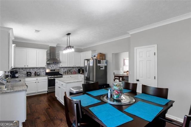 3152 Spruce Way, Atlanta, GA 30349