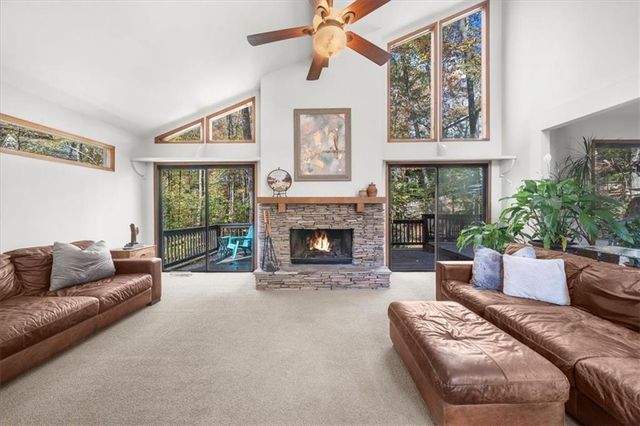 4274 Loch Highland NE Parkway, Roswell, GA 30075