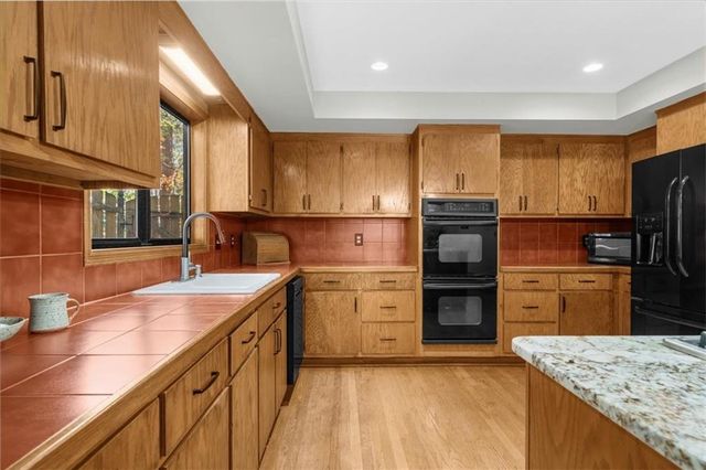 4274 Loch Highland NE Parkway, Roswell, GA 30075