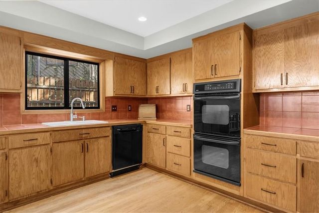 4274 Loch Highland NE Parkway, Roswell, GA 30075