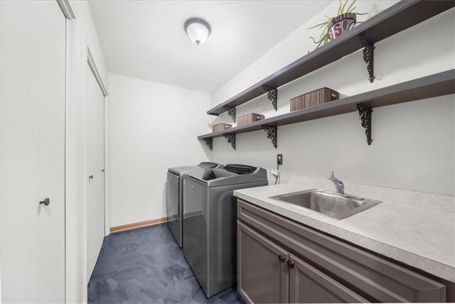 4274 Loch Highland NE Parkway, Roswell, GA 30075