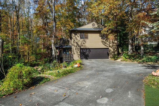 4274 Loch Highland NE Parkway, Roswell, GA 30075