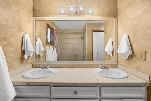 4274 Loch Highland NE Parkway, Roswell, GA 30075