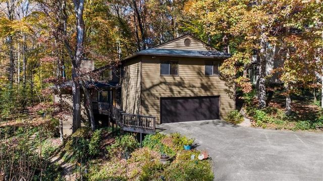 4274 Loch Highland NE Parkway, Roswell, GA 30075