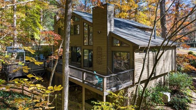 4274 Loch Highland NE Parkway, Roswell, GA 30075