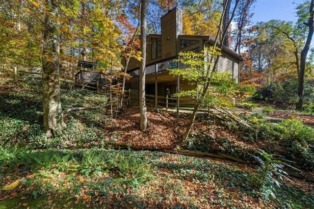 4274 Loch Highland NE Parkway, Roswell, GA 30075