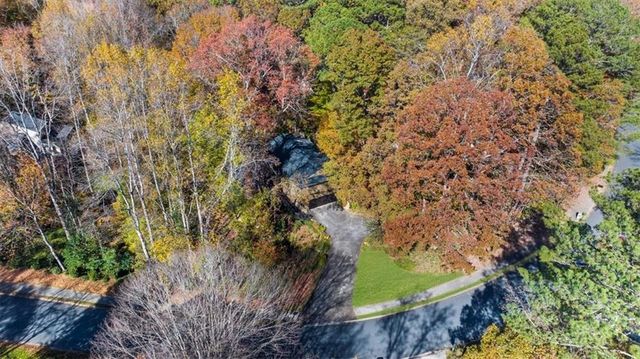 4274 Loch Highland NE Parkway, Roswell, GA 30075