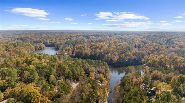 4274 Loch Highland NE Parkway, Roswell, GA 30075