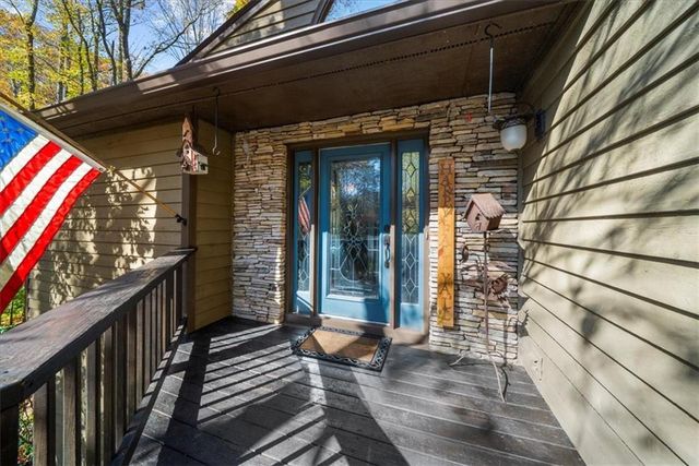 4274 Loch Highland NE Parkway, Roswell, GA 30075