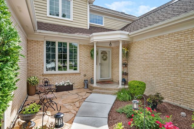16813 Cardinal Drive, Orland Park, IL 60467