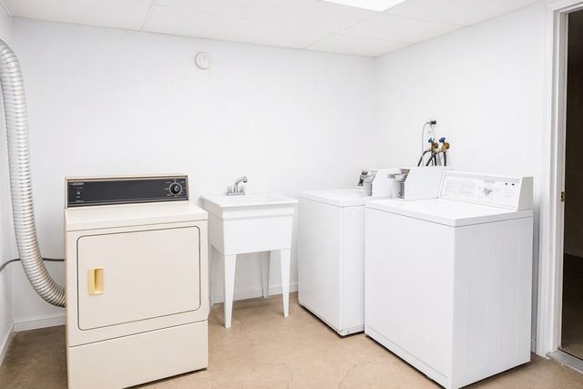 6321 S Drexel Avenue 3, Chicago, IL 60637