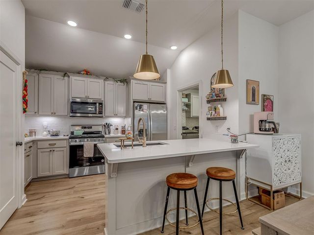 615 Red Cedar Way, Norman, OK 73069