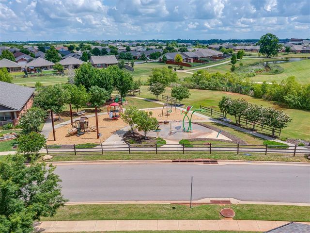 615 Red Cedar Way, Norman, OK 73069