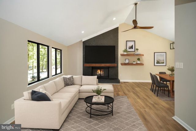 420 BIRDIE RD, Locust Grove, VA 22508