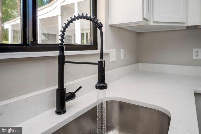 420 BIRDIE RD, Locust Grove, VA 22508