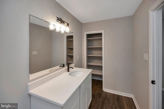 420 BIRDIE RD, Locust Grove, VA 22508