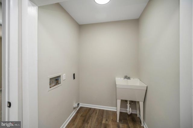 420 BIRDIE RD, Locust Grove, VA 22508