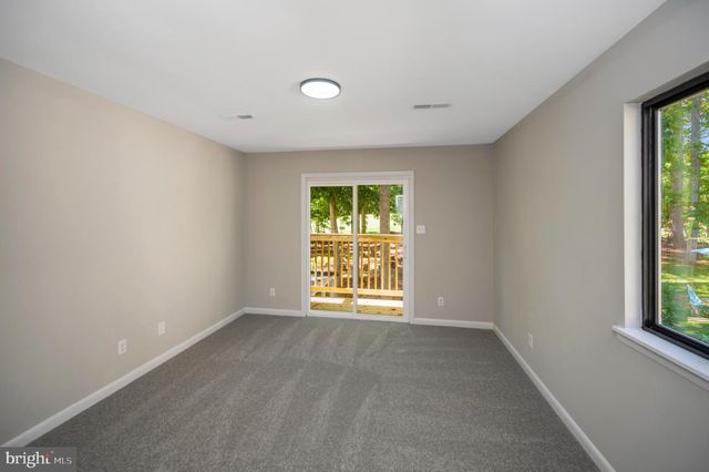 420 BIRDIE RD, Locust Grove, VA 22508