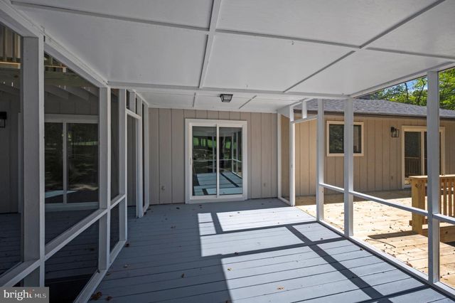 420 BIRDIE RD, Locust Grove, VA 22508