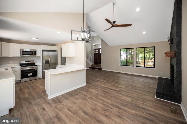 420 BIRDIE RD, Locust Grove, VA 22508