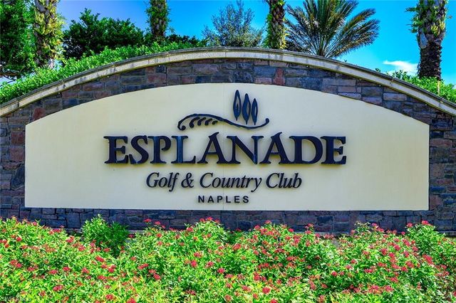 9365 Pocida CT 102, Naples, FL 34119