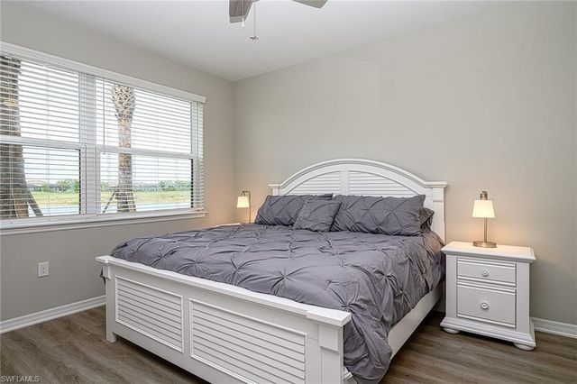 9365 Pocida CT 102, Naples, FL 34119
