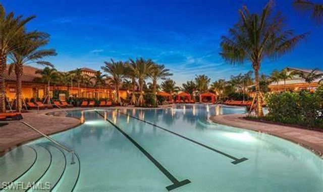 9365 Pocida CT 102, Naples, FL 34119