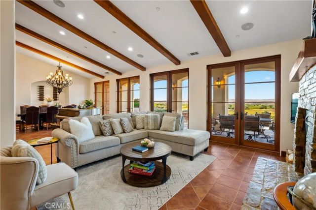 4550 Almond, Templeton, CA 93465