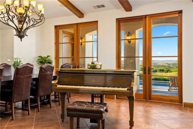 4550 Almond, Templeton, CA 93465