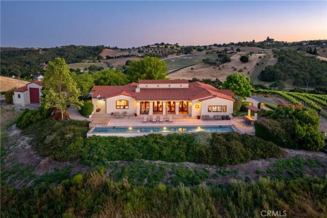 4550 Almond, Templeton, CA 93465