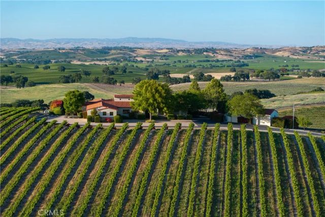 4550 Almond, Templeton, CA 93465