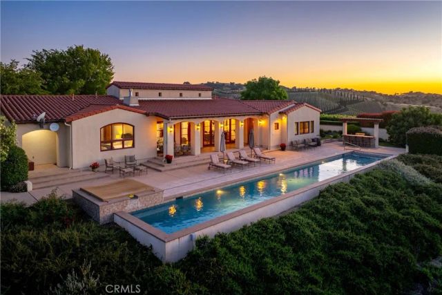 4550 Almond, Templeton, CA 93465