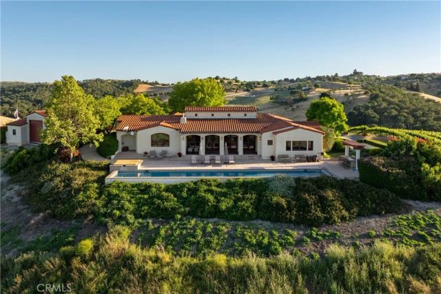 4550 Almond, Templeton, CA 93465