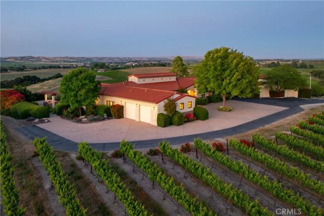 4550 Almond, Templeton, CA 93465