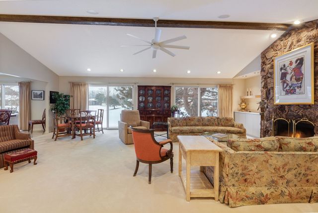 232 Arrowwood Drive, Northbrook, IL 60062