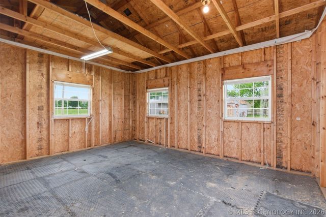 7195 Hectorville Road, Mounds, OK 74047