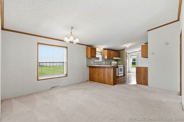 7195 Hectorville Road, Mounds, OK 74047