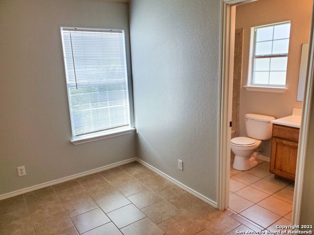 1431 RIVAS ST, San Antonio, TX 78207