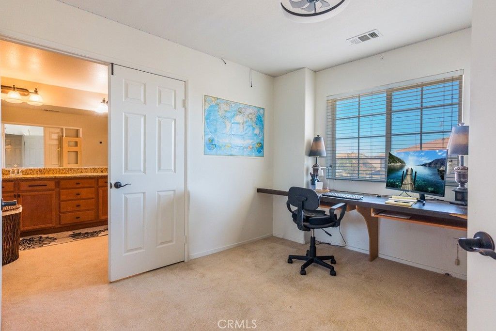 Image 23 of property listing at 2415 Foxtail, Palmdale, CA 93551