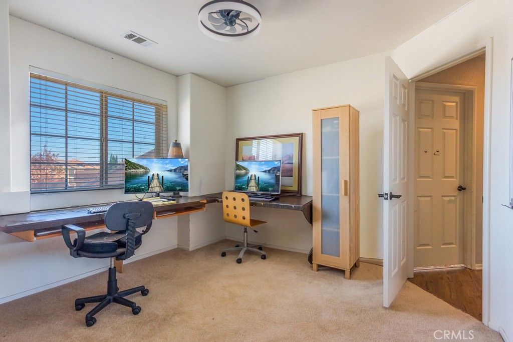 Image 24 of property listing at 2415 Foxtail, Palmdale, CA 93551