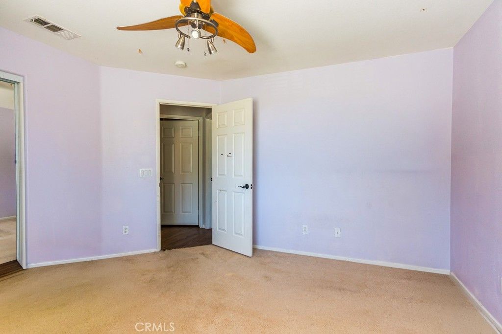 Image 34 of property listing at 2415 Foxtail, Palmdale, CA 93551